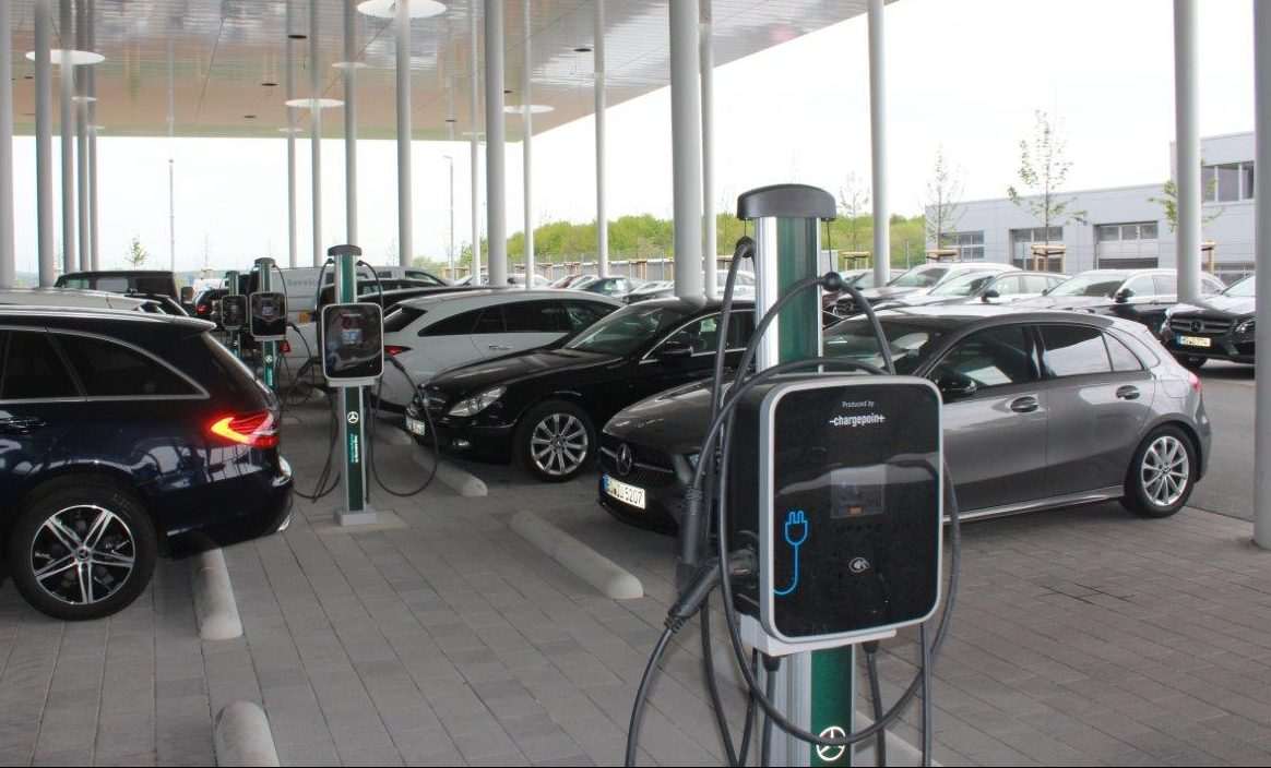 Mercedes Foto _Fenix