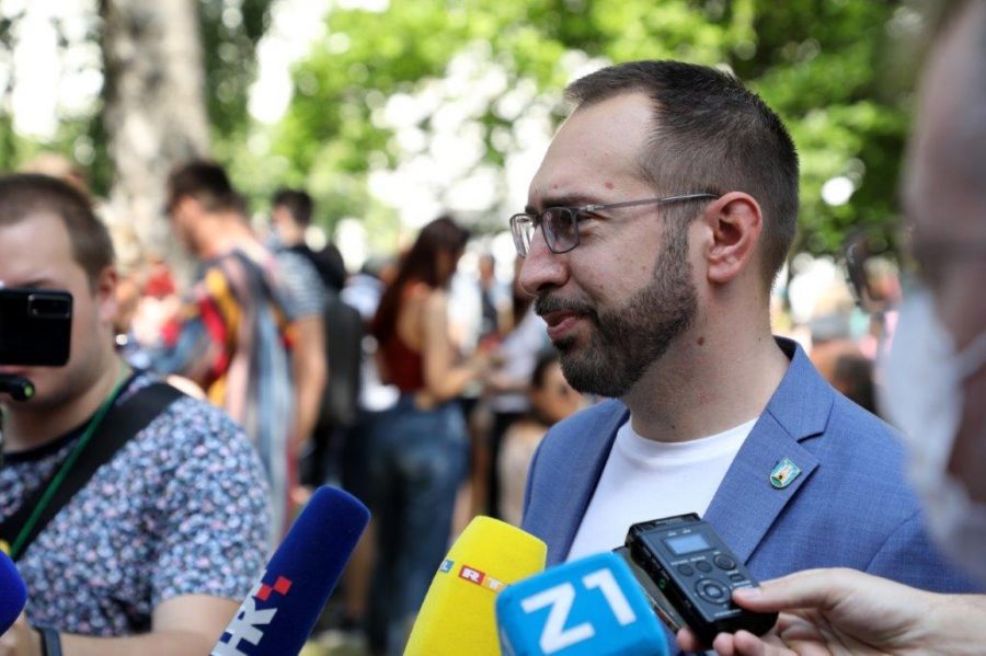 (FOTO): Uz geslo “Prajd zauvijek” u Zagrebu organizirana 20. povorka LGBTIQ zajednice