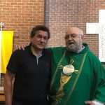(FOTO) Nakon 24 godine od vjernika u Karbenu se oprostio fra Marijan Petričević