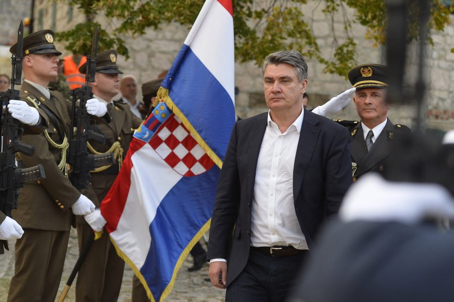 MILANOVIĆ URUČIO VISOKA ODLIČJA: Odlikujemo neke od najboljih među vama, ne da bi nekog povrijedili već potvrdili ispravnost našeg puta