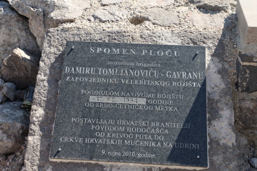 KRIVI PUT KOD SENJA: Počast stožernom brigadiru Damiru Tomljanoviću-Gavranu u povodu 28. godišnjice njegove pogibije KRIVI PUT KOD SENJA: Počast stožernom brigadiru Damiru Tomljanoviću-Gavranu u povodu 28. godišnjice njegove pogibije