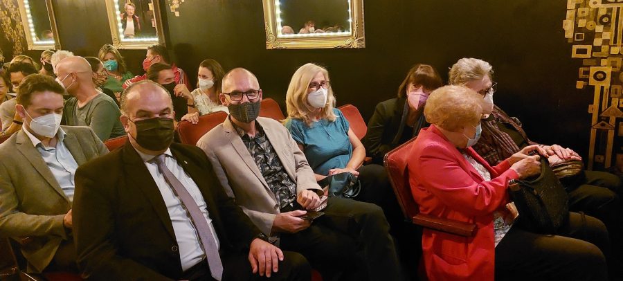 PREMIJERA: Gavranovi „Papučari“ oduševili Bečane PREMIJERA: Gavranovi „Papučari“ oduševili Bečane
