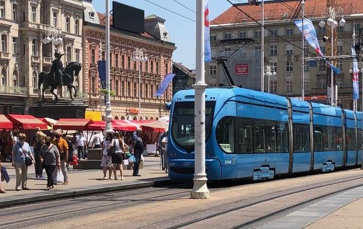 STRAVA U ZAGREBU: U tramvaju pronađen mrtav muškarac s vidljivim tragovima nasilja