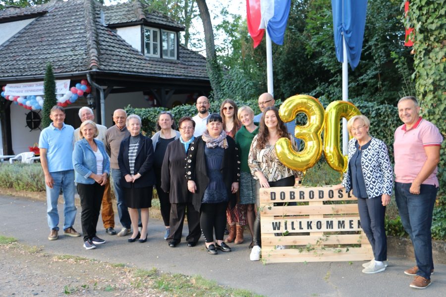 (FOTO) NIJE UVIJEK BILO LAKO: Hrvatska kulturna zajednica u Mainzu proslavila 30. obljetnicu