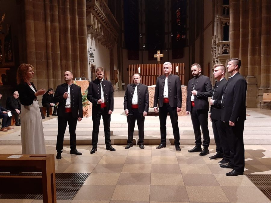 (FOTO) München: Promovirana knjiga "Tragovi vjere i ljubavi" – 40 godina života i rada fra Marinka Vukmana u Njemačkoj