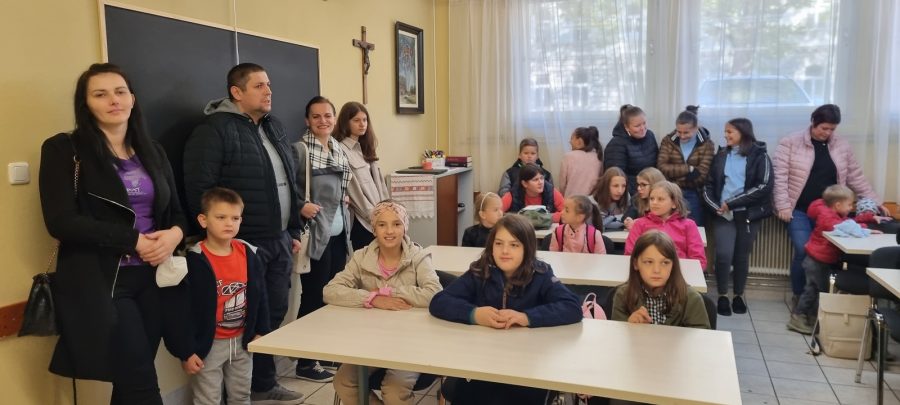 (FOTO) NAKON DUGO VREMENA: Hrvatska dopunska nastava u Salzburgu ponovno počela rad s učenicima