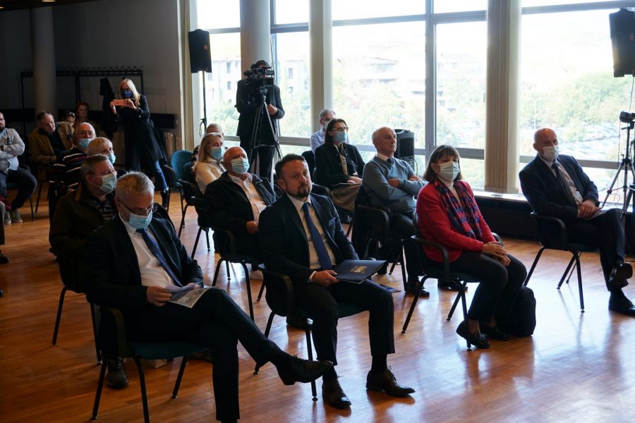 ZAGREB: Predstavljena dvojezična knjiga o australskim Korčulana autora Kalogjere