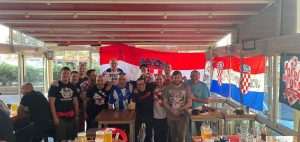 HRVATSKA IMA PODRŠKU: Na Malti su hrvatski navijači iz Stuttgarta, Bonna, Traunreuta, Beča, Hrvatske, Hercegovine...