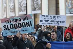 KATARINA H. KOTROMANIĆ: I to su te slobode, ma koja Bokeljska mornarica! KATARINA H. KOTROMANIĆ: I to su te slobode, ma koja Bokeljska mornarica!