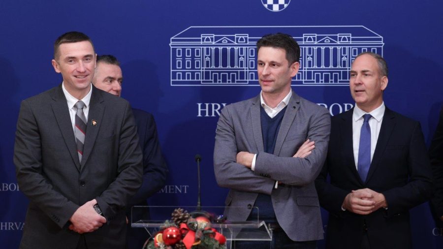 ZAGREB: Domovinski pokret podržao referendumsku inicijativu MOST-a za ukidanje covid potvrda