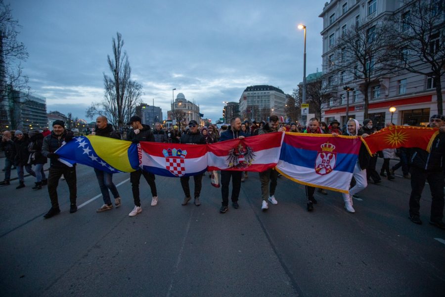 austrijska zastava hrvatska srpska bosanska makedonska