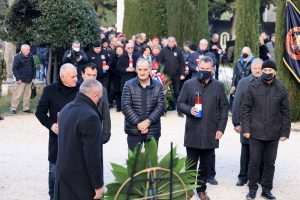 (FOTO) ODAVANJE POČASTI: Mimohodom i polaganjem vijenaca obilježena 29. godišnjica VRO "Maslenica" (FOTO) ODAVANJE POČASTI: Mimohodom i polaganjem vijenaca obilježena 29. godišnjica VRO "Maslenica"
