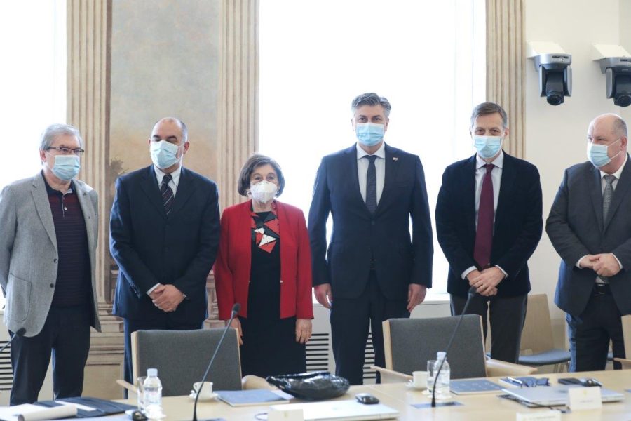 ZAGREB: Novo vodstvo Matice hrvatske predvođeno Mirom Gavranom predstavilo svoje prioritete predsjedniku Vlade Miro Gavran Andrej Plenkovic