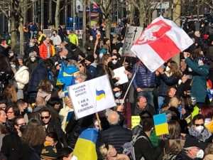 FRANKFURT/MÜNCHEN/STUTTGART: Zaustavite Putina! - Na tisuće prosvjednika u Njemačkoj izrazili solidarnost s ukrajinskim narodom