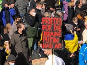 FRANKFURT/MÜNCHEN/STUTTGART: Zaustavite Putina! - Na tisuće prosvjednika u Njemačkoj izrazili solidarnost s ukrajinskim narodom