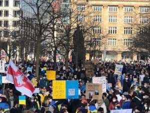 FRANKFURT/MÜNCHEN/STUTTGART: Zaustavite Putina! - Na tisuće prosvjednika u Njemačkoj izrazili solidarnost s ukrajinskim narodom