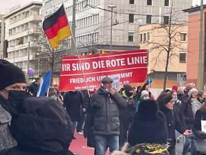 (FOTO i VIDEO) PROSVJED U FRANKFURTU: Među prosvjednicima u Frankfurtu bili i Hrvati
