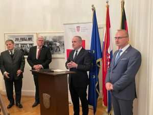 (FOTO) GRLIĆ RADMAN U BERLINU: Njemačka je svjesna mogućih opasnih učinaka prelijevanja ukrajinskog rata na zapadni Balkan (FOTO) GRLIĆ RADMAN U BERLINU: Njemačka je svjesna mogućih opasnih učinaka prelijevanja ukrajinskog rata na zapadni Balkan