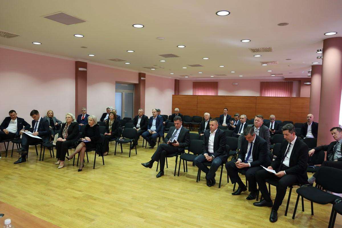 HNS BiH: Pozdravljamo zaključke Europskog vijeća, konačan dogovor nema alternativu HNS BiH: Pozdravljamo zaključke Europskog vijeća, konačan dogovor nema alternativu