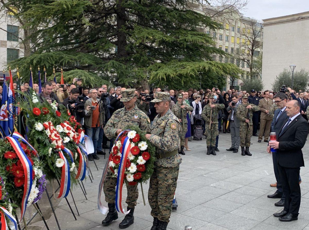 MILANOVIĆ U MOSTARU PORUČIO: Hrvatska želi da BiH cjelovita uđe u EU, tako se ne ponaša neprijatelj MILANOVIĆ U MOSTARU PORUČIO: Hrvatska želi da BiH cjelovita uđe u EU, tako se ne ponaša neprijatelj