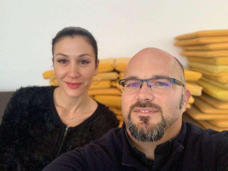 (VIDEO I FOTO) NA BLAGDAN USKRSA: Don Stipe Mustapić i Ana Rucner predstavljaju pjesmu „Kad bi barem vidjeli“ (VIDEO I FOTO) NA BLAGDAN USKRSA: Don Stipe Mustapić i Ana Rucner predstavljaju pjesmu „Kad bi barem vidjeli“