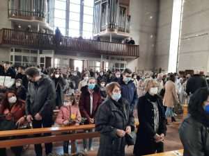 (VIDEO i FOTO) CVJETNICA U MAINZU: Hrvati u velikom broju na svetoj misi u crkvi sv. Bonifacija