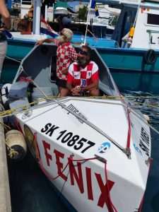 (FOTO I VIDEO) UZ BOŽJU POMOĆ NA FENIXU: Dvojica hrvatskih branitelja preveslali Atlantski ocean i ušli u povijest