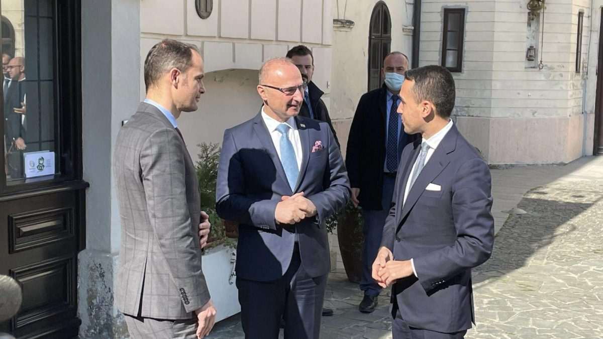 GRLIĆ RADMAN KOMENTIRAO IZBORE U SRBIJI: Pozdravio je ulazak Hrvata Tomislava Žigmanova u srbijanski parlament