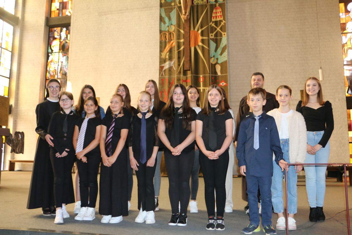 (FOTO) U HKŽ WIESBADEN PROSLAVLJEN BLAGDAN SPASOVA: Poslije svete mise uslijedilo druženje vjernika