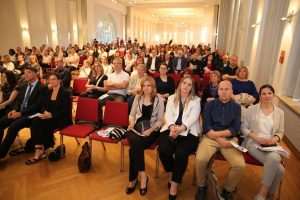 (FOTO i VIDEO) 30 GODINA ZAJEDNO: U Stuttgartu proslavljena 30. godišnjica Hrvatske nastave u Baden-Württembergu