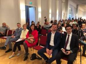 (FOTO i VIDEO) 30 GODINA ZAJEDNO: U Stuttgartu proslavljena 30. godišnjica Hrvatske nastave u Baden-Württembergu