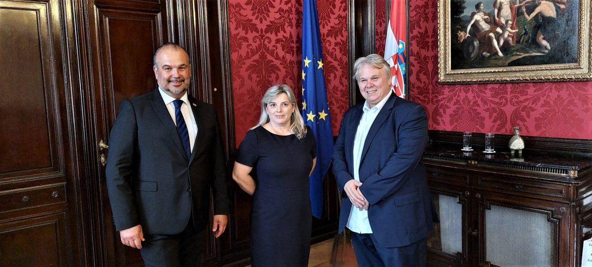 MNOGIMA ZA PRIMJER: Hrvatska dječja škola u Veleposlanstvu RH u Beču svečano proslavila 20. rođendan i kraj školske godine