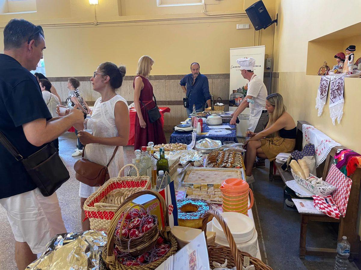 HRVATI U RIMU ORGANIZIRALI PRVI "COOKING SHOW": Sudjelovali predstavnici osam zemalja!