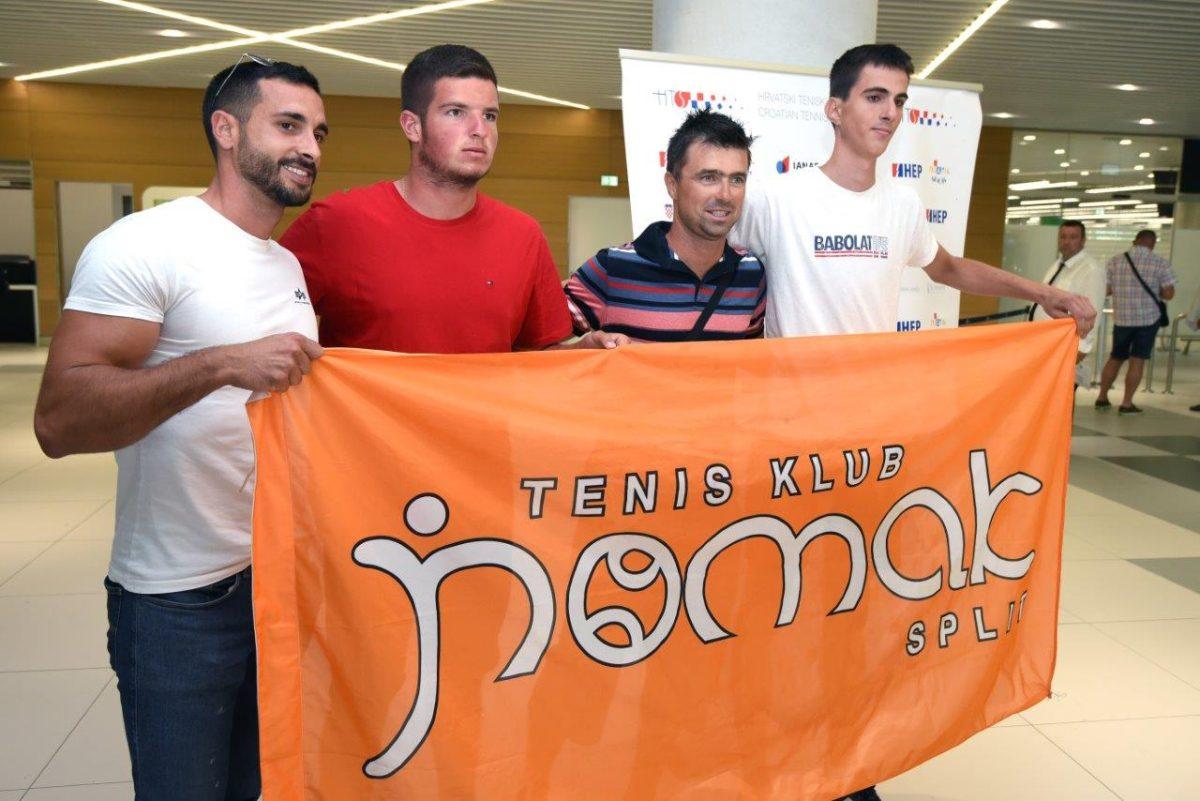 POBJEDNIK JUNIORSKOG WIMBLEDONA VRATIO SE U SPLIT: Mili Poljičak se posvećuje seniorskoj konkurenciji u kojoj također želi osvojiti Wimbledon POBJEDNIK JUNIORSKOG WIMBLEDONA VRATIO SE U SPLIT: Mili Poljičak se posvećuje seniorskoj konkurenciji u kojoj također želi osvojiti Wimbledon