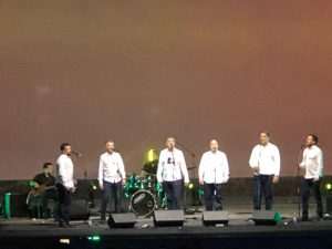 (VIDEO) KLAPA RIŠPET U OPATIJI: Opatijskoj publici darovali večer punu ljubavi i sjećanja, pala je i prosidba