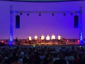 (VIDEO) KLAPA RIŠPET U OPATIJI: Opatijskoj publici darovali večer punu ljubavi i sjećanja, pala je i prosidba