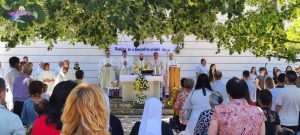 VELIKI DOGAĐAJ: Don Nikša Pavlović svečano proslavio mladu misu u župi Gradac