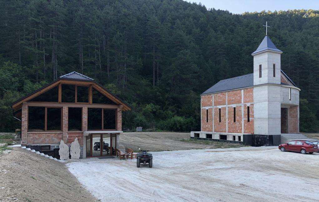 DR. JURE BURIĆ: Jedan "Husein" prije 560 godina sruši katoličku crkvu, a drugi Husein danas napravi drugu