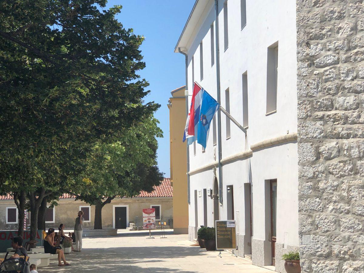 Novi Vinodolski zastave