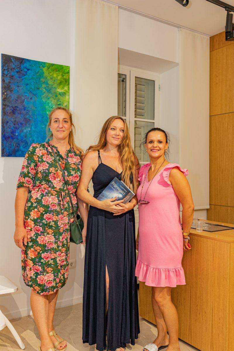 ŠIBENIK/BIOGRAD NA MORU: Njegova žena i Prijestupnici Marijane Dokoza nisu slučajni kao ni umjetnička djela Sanje Knez ŠIBENIK/BIOGRAD NA MORU: Njegova žena i Prijestupnici Marijane Dokoza nisu slučajni kao ni umjetnička djela Sanje Knez