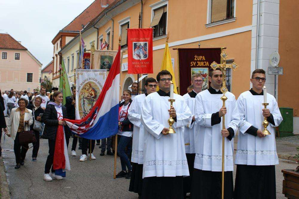 VARAŽDIN: Svečanim euharistijskim slavljem obilježena 25. obljetnica Varaždinske biskupije VARAŽDIN: Svečanim euharistijskim slavljem obilježena 25. obljetnica Varaždinske biskupije