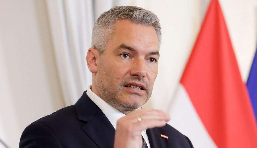 NAKON IZBORNOG TRIJUMFA: I austrijski kancelar Nehammer čestitao Trumpu: SAD je važan strateški partner Austrije NAKON IZBORNOG TRIJUMFA: I austrijski kancelar Nehammer čestitao Trumpu: SAD je važan strateški partner Austrije