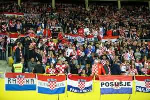 FOTO GALERIJA: Bečki stadion u hrvatskim bojama i navijačkim zastavama iz domovine i iseljeništva