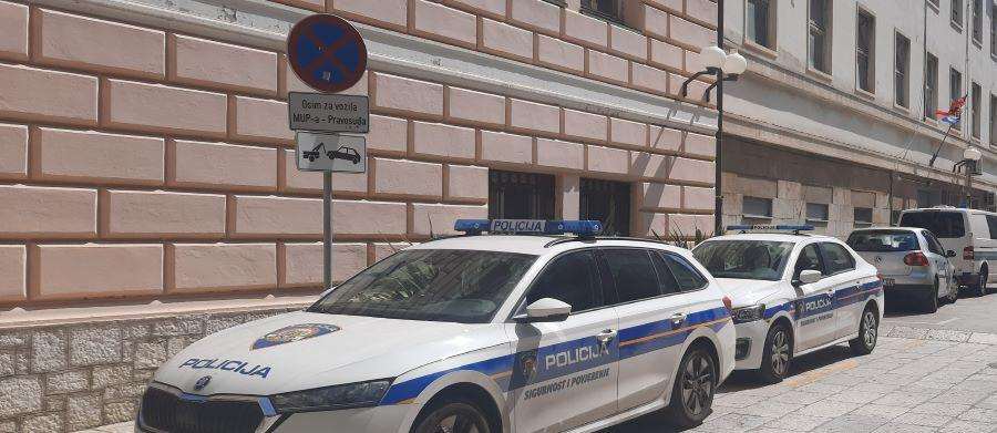 zadar policija