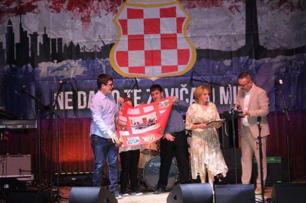 (FOTO) LIVANJSKA NOĆ U FRANKFURTU: Preko tisuću Livnjaka i njihovih gostiju uživalo u odličnoj atmosferi