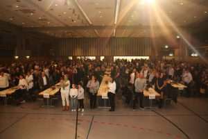 (FOTO) SLAVONSKA VEČER 2022.: Više od 1.000 gostiju u Gerlingenu uživalo u kulturno-zabavnom programu u kojem je zvijezda večeri bila jedna od najpopularnijih pjevačica kontinentalne Hrvatske