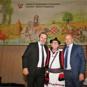 (FOTO) POSAVSKA VEČER U STUTTGARTU: Ponos zbog mladih ljudi koji su u Njemačkoj rođeni ali su željni pjesme i plesa iz svoje domovine