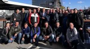 radnici ispred tornja berlin vanjak