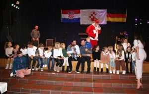 (FOTO i VIDEO) 3. BOŽIĆNA PROSLAVA SKV CROATIE ROTTENBURG: Domaćini uživali s gostima!