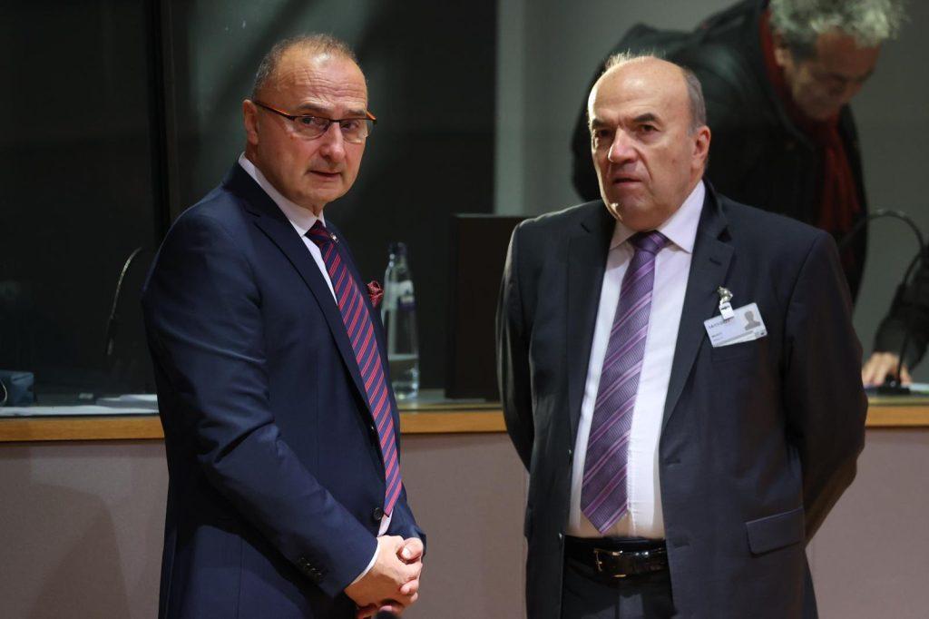 RADMANOVA PORUKA SRBIJI: Sve države zapadnog Balkana trebaju uvesti sankcije Rusiji